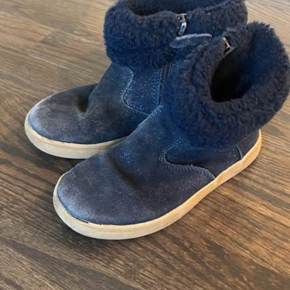 Okaidi (Feench Brand) Girl's navy  fur-lined leather boots size 10